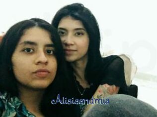 alisiaandmia Stripx