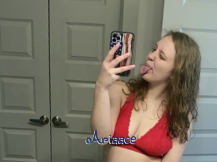 Ariaace