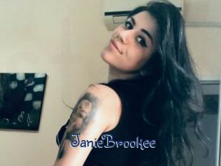 JanieBrookee