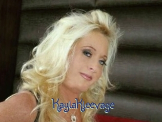 KaylaKleevage Stripx