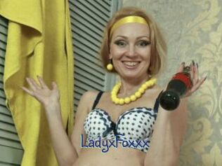 LadyxFoxxx