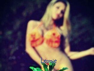 Leonie