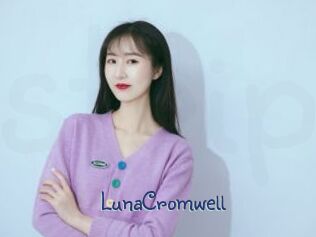 LunaCromwell Stripx