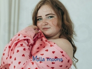 Milla_moons