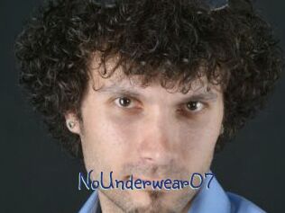 NoUnderwear07
