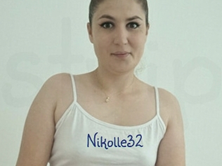 Nikolle32