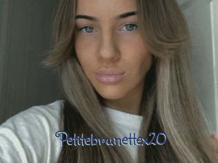 Petitebrunettex20
