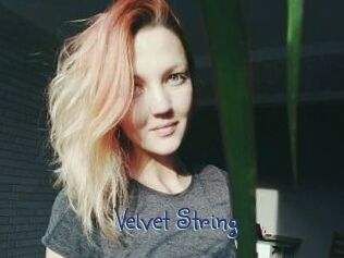 Velvet_String