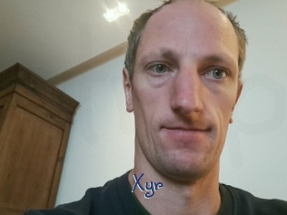 Xyr