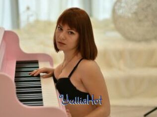 YulliaHot